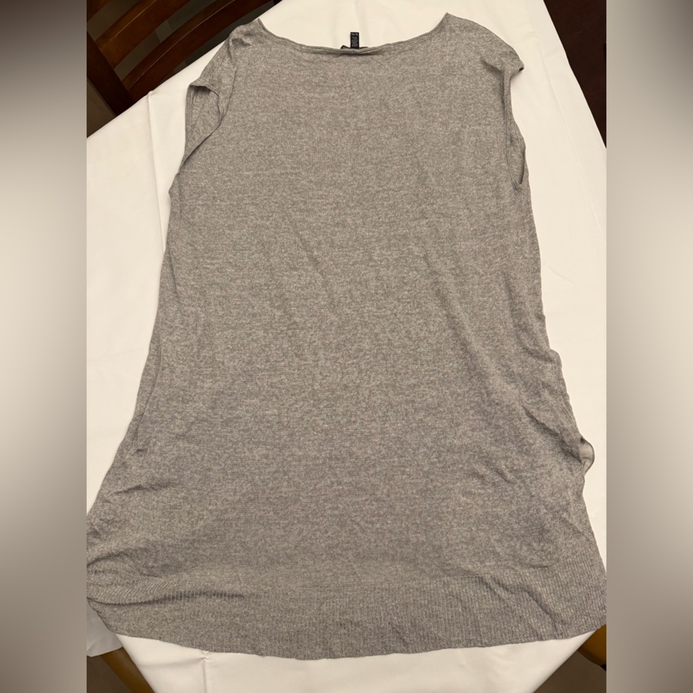 Eileen Fisher Women’s Light Gray Sleeveless Top | Blouse